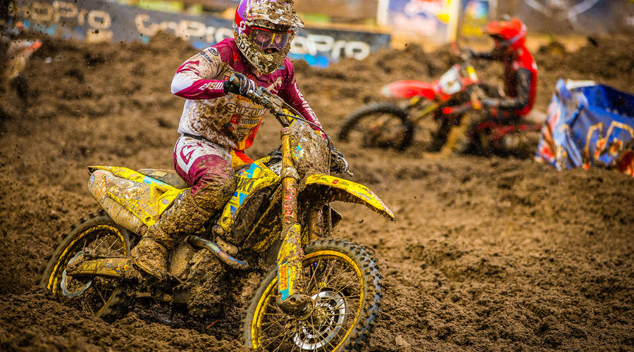Runaway Moto Win Tops Strong Finishes for Suzuki Teams