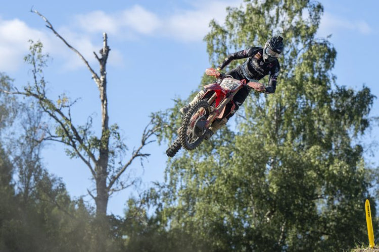 Fernandez shows speed as returning Gajser has strong moments in Sweden