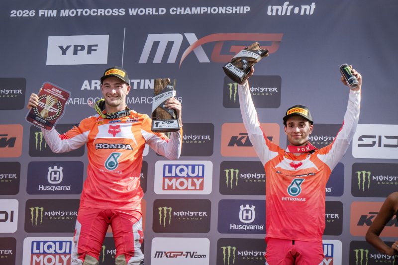 パルフェット レースリミテーション レッド Herlings goes one-one and takes MXGP red-plate after victory in