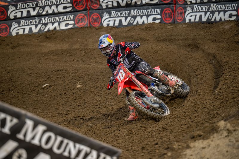 Jett Lawrence Wins 250SX West at Oakland Supercross – Yoshimura
