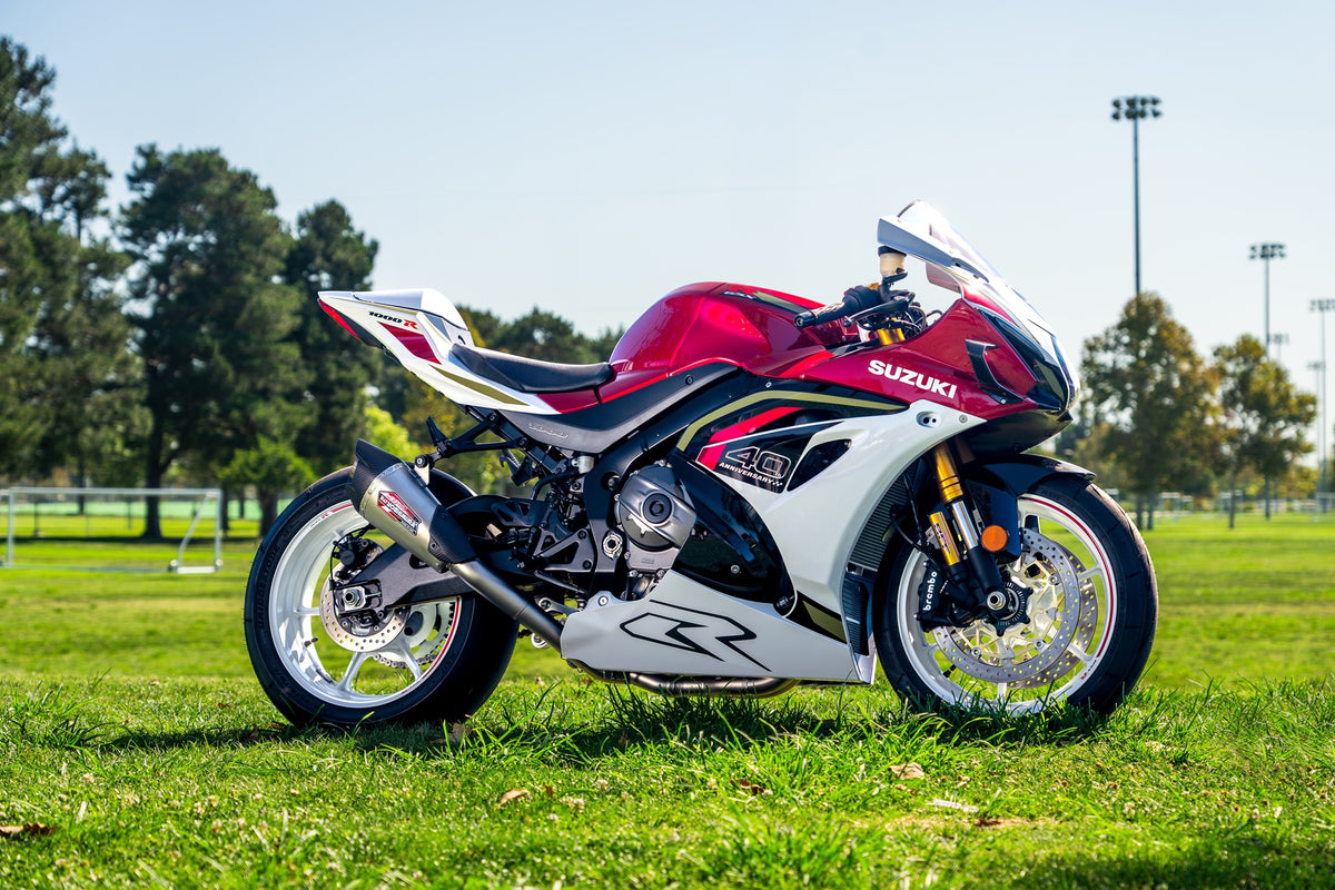Yoshimura GSX-R1000 17-27 AT2 Stainless Exhaust w/ Stainless