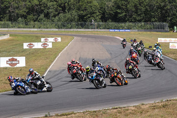 Chain Reaction Takes Mathew Scholtz And His Westby Racing Yamaha Out Of Superbike Race One At Brainerd