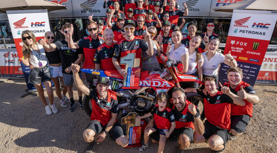 Herlings fights hard for French GP victory
