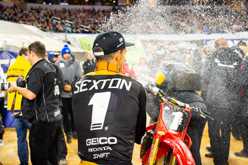 Sexton Wins Arlington Triple Crown to Retake Share of Points Lead