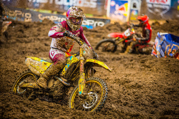 Runaway Moto Win Tops Strong Finishes for Suzuki Teams