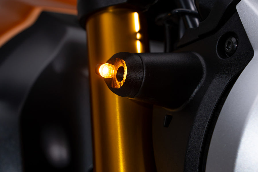 GSX-8T/TT 2026 FRONT MICRO TURN SIGNAL KIT