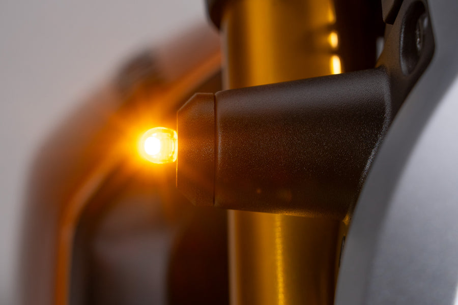 GSX-8T/TT 2026 FRONT MICRO TURN SIGNAL KIT