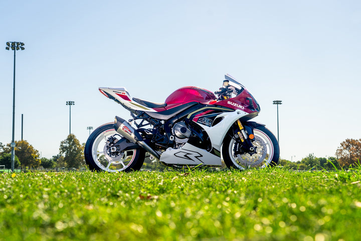Yoshimura / ヨシムラ USA GSX250R 18-20 Race Alpha T Stainless Full Exhaust- W/  Stainless Muffler | 11260AP520 17-25 Suzuki GSXR 1000/R Yoshimura Race AT2  Stainless Full System With Stainless Muffler - Bayside Performance ヨシムラUSA AT2 レース ステンレス フルエキゾースト マフラー スズキ GSX-R1000
