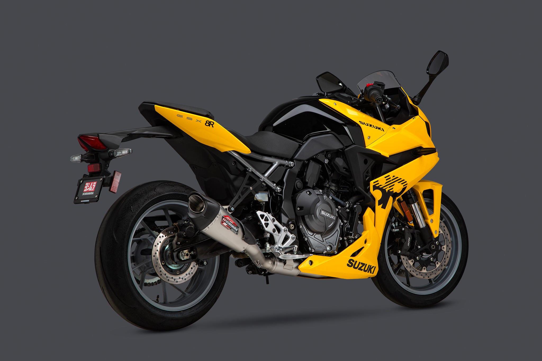11720AP520C_Suzuki_GSX-8R_AT2-