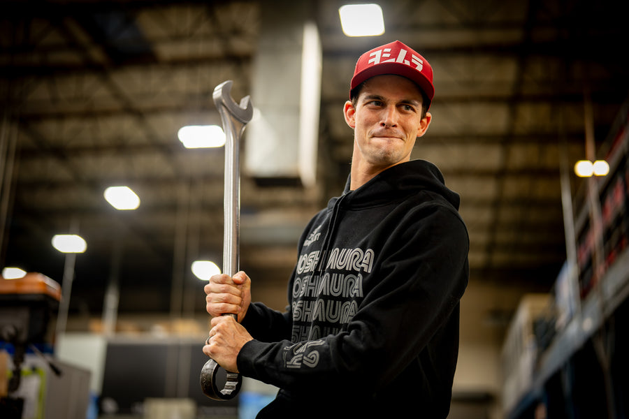 Shades Pull Over Hoodie Black