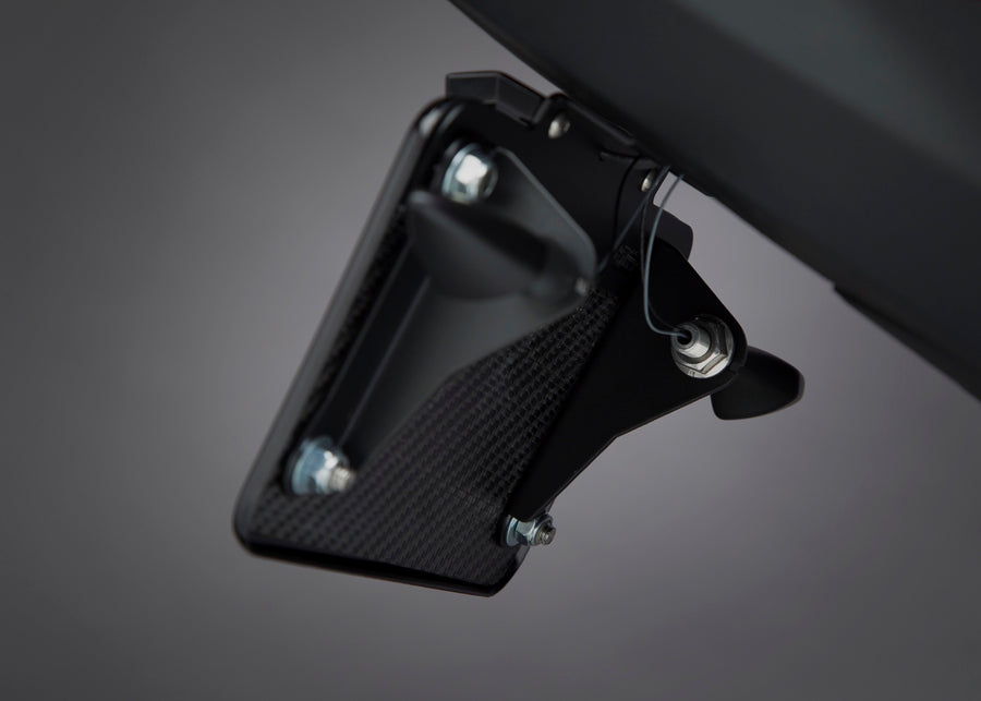 UNIVERSAL Standard-Mount Turn Signal Bracket Kit
