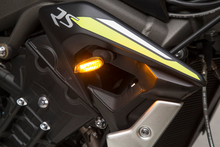 TRIUMPH STREET TRIPLE 18-23 Front Turn Signal Mount Plates