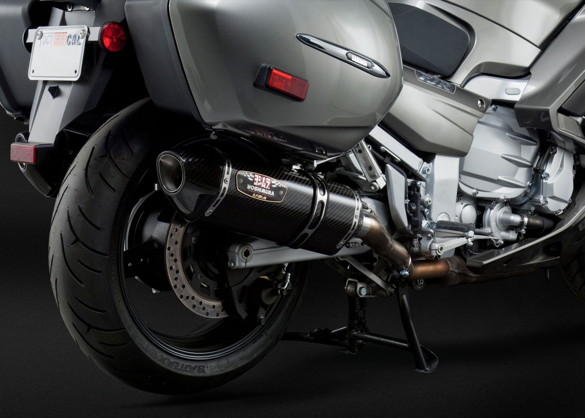 Yoshimura FJR1300A 2013 22 R 77 Slip On Dual Exhaust Carbon Muffler Yoshimura R D of America Inc