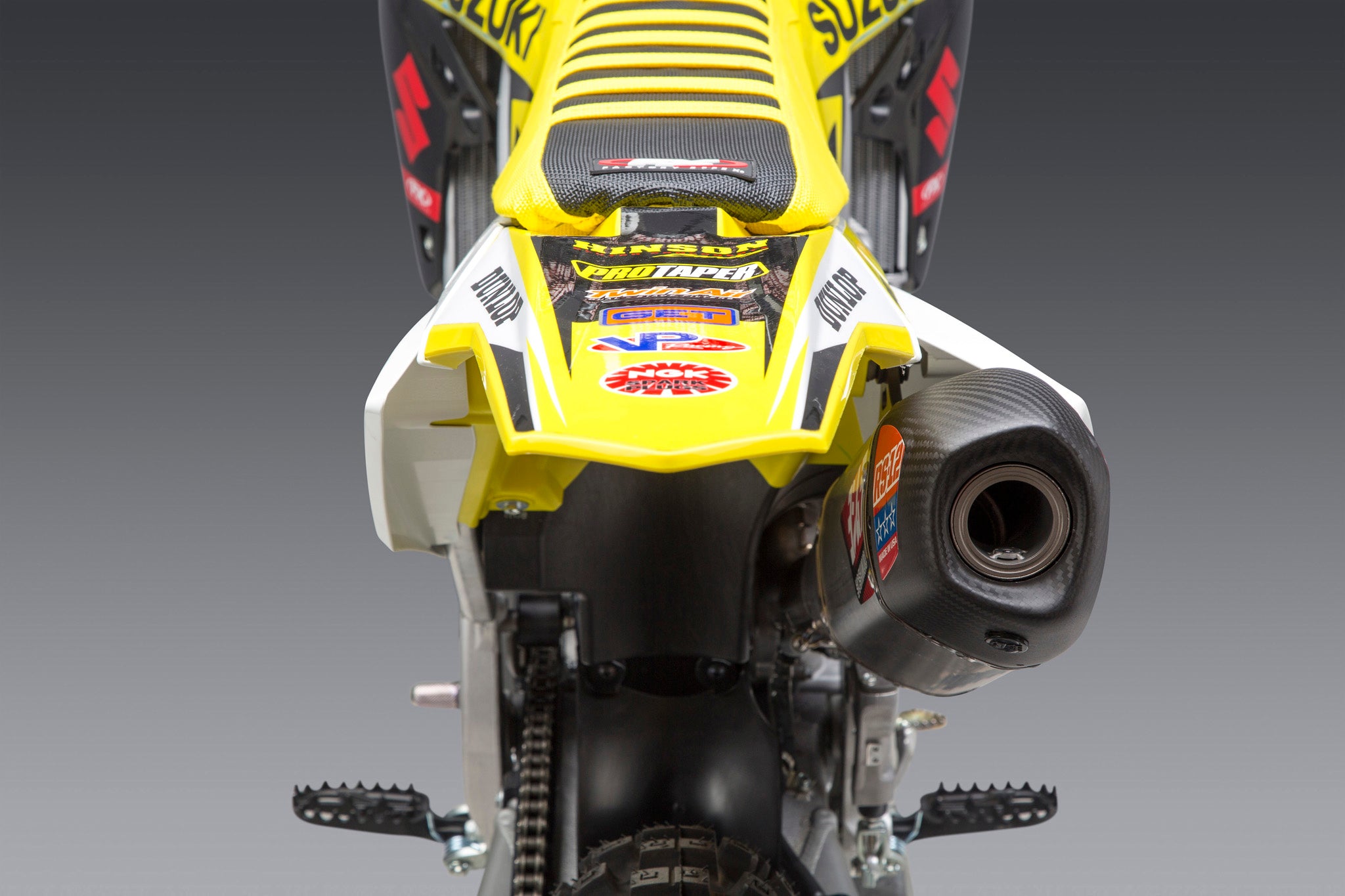 Yoshimura RM Z450 18 24 RS 12 Stainless Exhaust Aluminum Muffler Yoshimura R D of America Inc